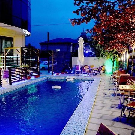 Hotel Lido Craiova Extérieur photo